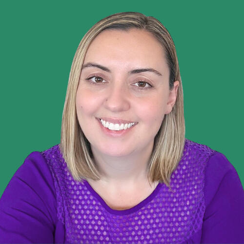 A headshot of the Learner U Coach, Jessica, in a purple shirt.